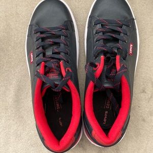 Levi’s men’s casual shoe 7.5